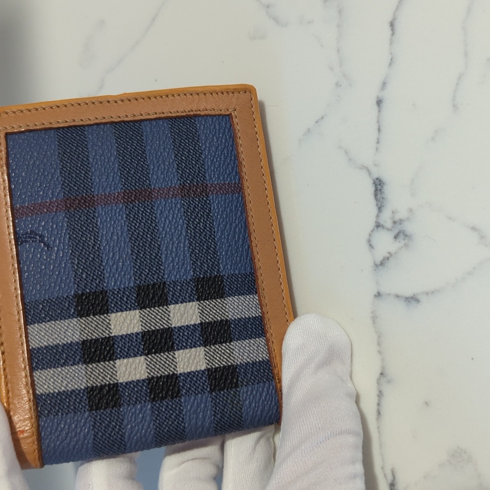 Burberry Bifold Nova Check Blue Plaid Leather Men's Wallet - Picture 3 of 15